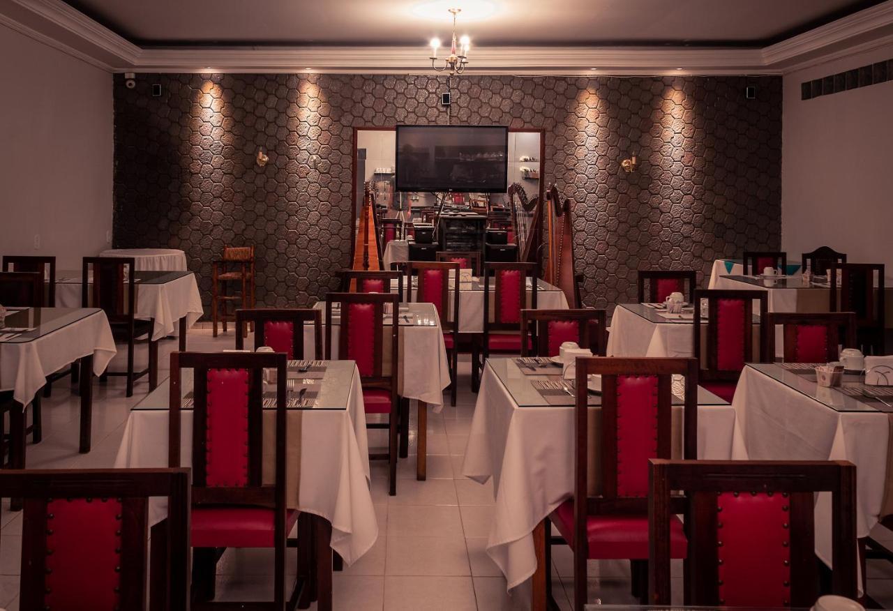 Hotel Garfo De Ouro 坎布伊 外观 照片