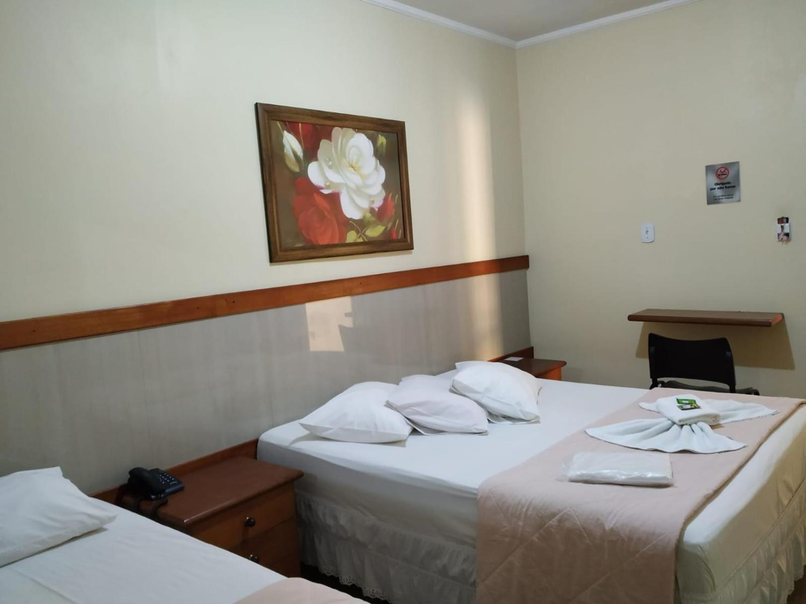 Hotel Garfo De Ouro 坎布伊 外观 照片