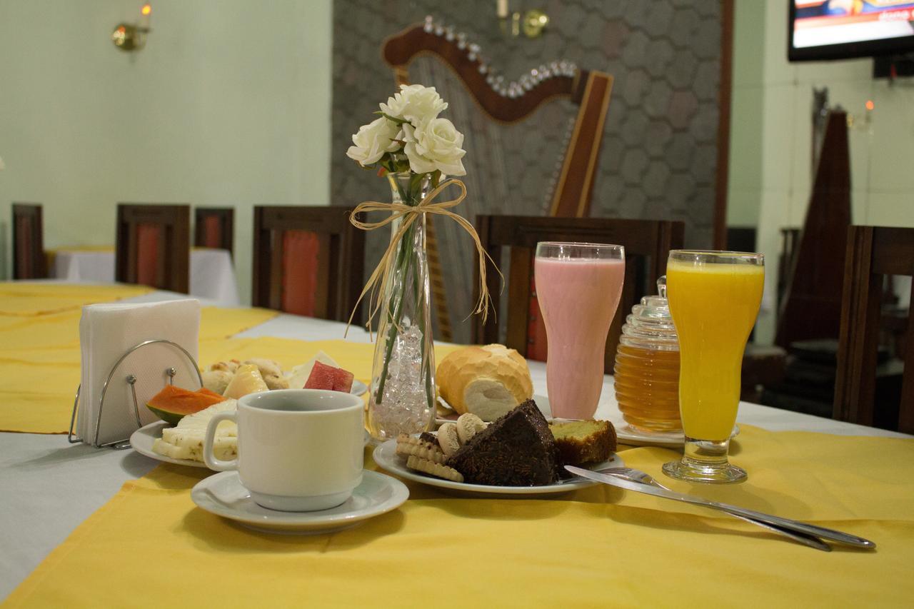 Hotel Garfo De Ouro 坎布伊 外观 照片